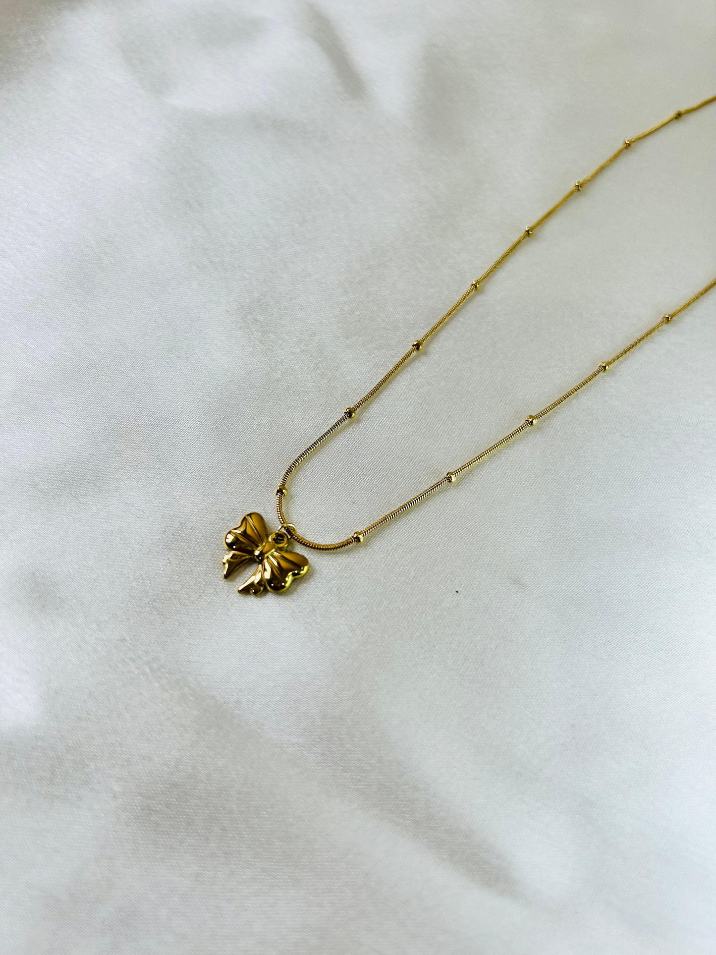 Mini Bow Necklace