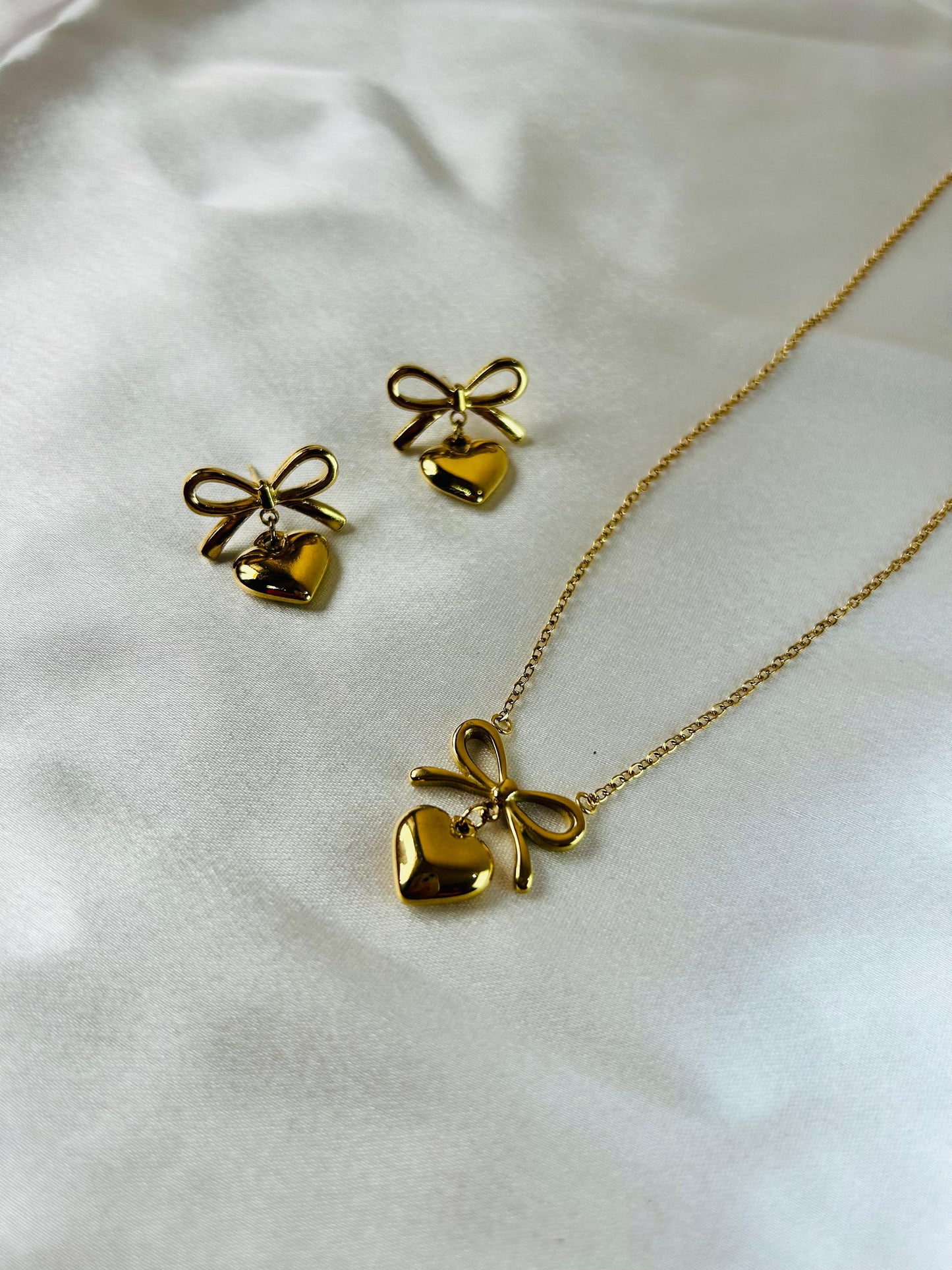 Hearts of Gold Necklace